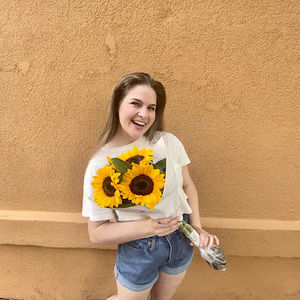 Meet your Posher, Jilli✨🌺